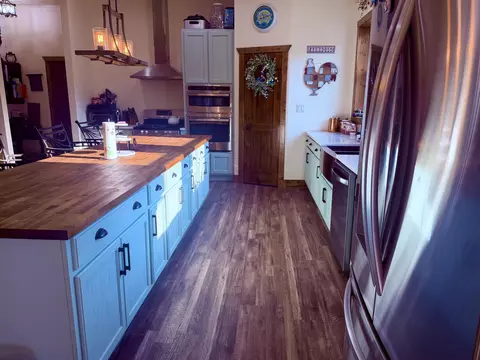 Kitchen - 574 E Dade 102, Everton, MO 65646 photo 2 of 10