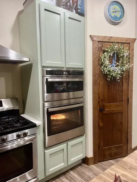 Kitchen - 574 E Dade 102, Everton, MO 65646 photo 7 of 10