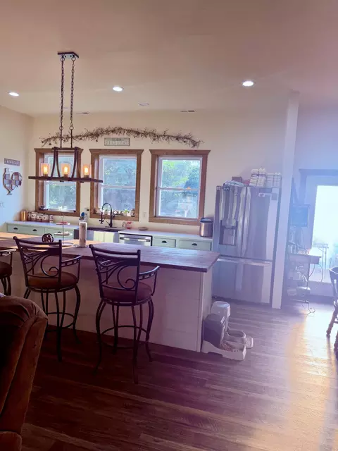Kitchen - 574 E Dade 102, Everton, MO 65646 photo 5 of 10