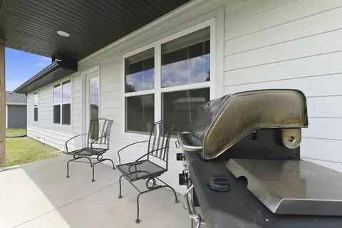 Exterior - 524 E Logan St, Willard, MO 65781 photo 4 of 6