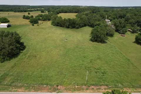 000 State Highway 37, Pierce City, MO 65723