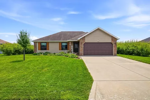 710 W Lexington Cir, Clever, MO 65631