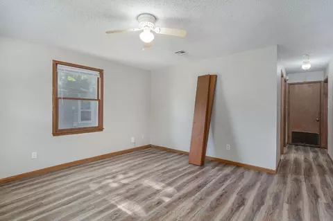 Living - 800 W Central St, Springfield, MO 65802 photo 1 of 4