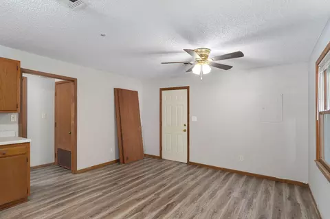 Living - 800 W Central St, Springfield, MO 65802 photo 4 of 4