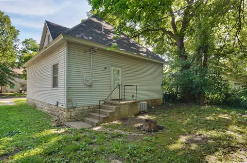 Exterior - 800 W Central St, Springfield, MO 65802 photo 4 of 7