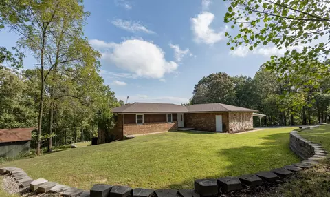 11772 State Hwy 176, Walnut Shade, MO 65771
