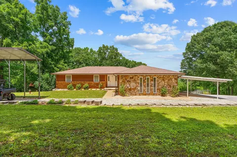 11772 State Hwy 176, Walnut Shade, MO 65771