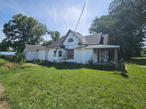 203 E Pennington Ave, Ava, MO 65608 photo 4