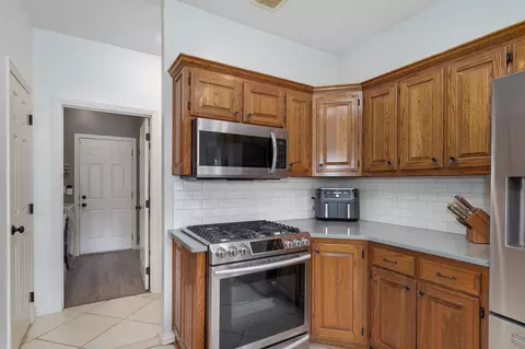 Kitchen - 1113 S Carriage Ave, Springfield, MO 65809 photo 4 of 5