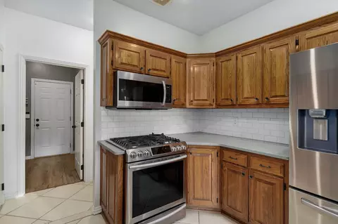 Kitchen - 1113 S Carriage Ave, Springfield, MO 65809 photo 2 of 5
