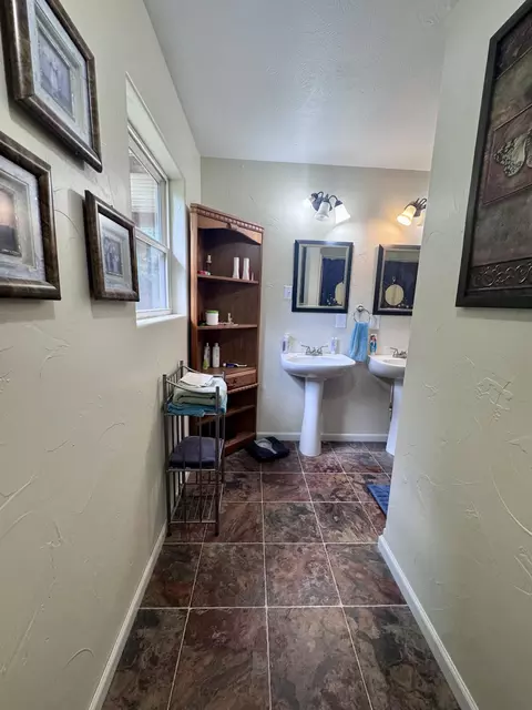 Bath - 951 E County Road 206, Alton, MO 65606 photo 3 of 5