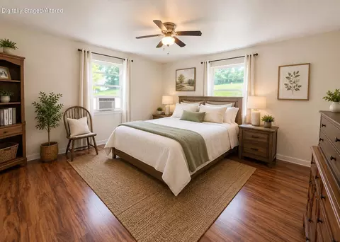 Bedroom - 951 E County Road 206, Alton, MO 65606 photo 1 of 4