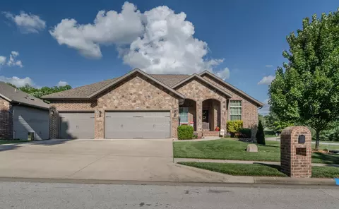 5386 S Tujunga St, Springfield, MO 65810