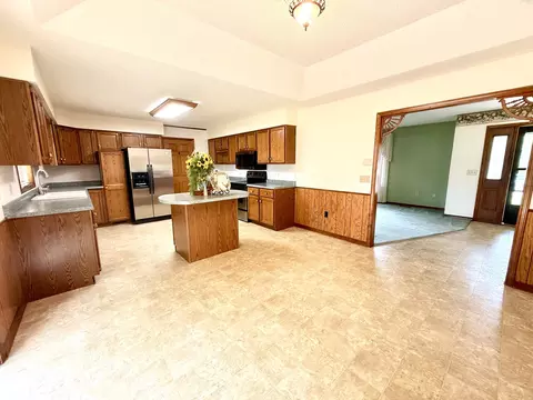 Kitchen - 801 E 16th St, Mountain Grove, MO 65711 photo 1 of 2
