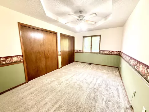 Bedroom - 801 E 16th St, Mountain Grove, MO 65711 photo 3 of 4