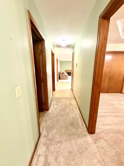 Entry Way - 801 E 16th St, Mountain Grove, MO 65711 photo 1 of 1
