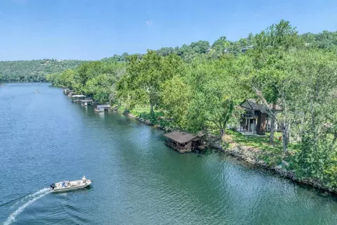 View/Area - 806 Sunset Rd, Branson, MO 65616 photo 7 of 9