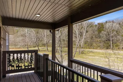 Exterior - 806 Sunset Rd, Branson, MO 65616 photo 9 of 13