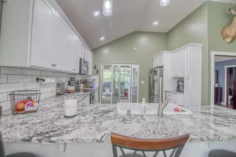 Kitchen - 806 Sunset Rd, Branson, MO 65616 photo 6 of 6