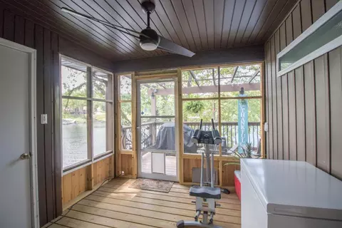 Exterior - 806 Sunset Rd, Branson, MO 65616 photo 7 of 13