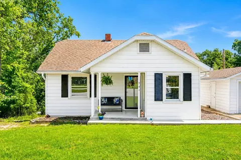 341 Shadowrock Dr, Forsyth, MO 65653