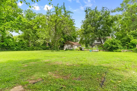 Exterior - 1414 W Walnut St, Springfield, MO 65806 photo 10 of 10