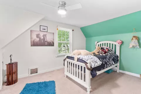 Bedroom - 1414 W Walnut St, Springfield, MO 65806 photo 2 of 5