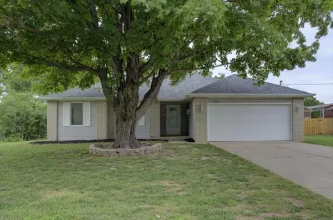 3304 N National Ave, Springfield, MO 65803