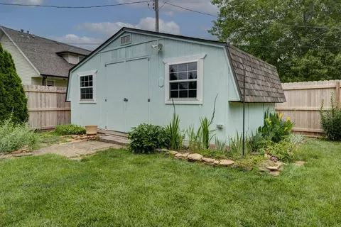 Exterior - 2535 S Laurel Ave, Springfield, MO 65807 photo 8 of 8