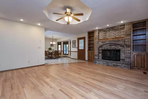 Living - 2535 S Laurel Ave, Springfield, MO 65807 photo 1 of 4