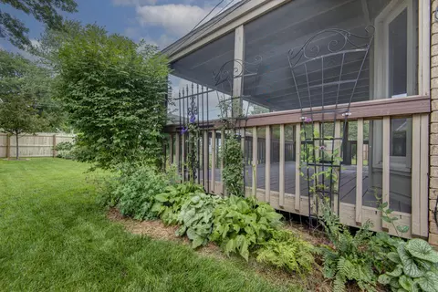 Exterior - 2535 S Laurel Ave, Springfield, MO 65807 photo 6 of 8