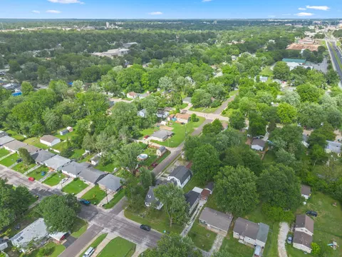 View/Area - 630 N Forest Ave, Springfield, MO 65802 photo 3 of 4