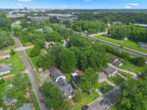 View/Area - 630 N Forest Ave, Springfield, MO 65802 photo 1 of 4