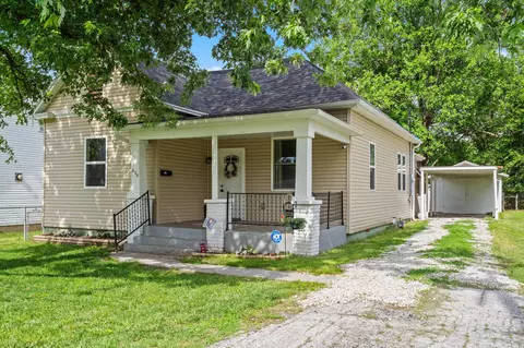630 N Forest Ave, Springfield, MO 65802