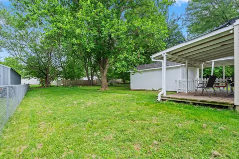 Exterior - 630 N Forest Ave, Springfield, MO 65802 photo 6 of 7