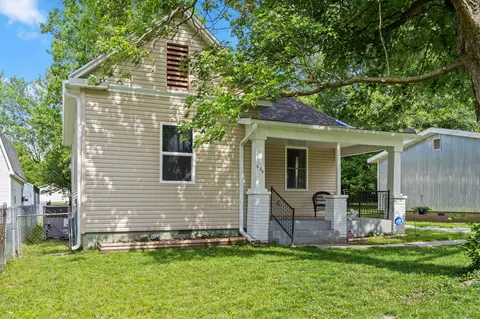 Exterior - 630 N Forest Ave, Springfield, MO 65802 photo 4 of 7