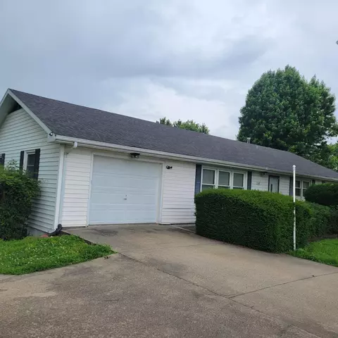 202 E Hospital Rd, El Dorado Springs, MO 64744