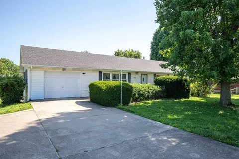 202 E Hospital Rd, El Dorado Springs, MO 64744