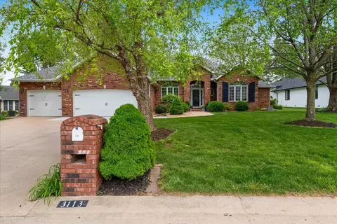 3113 Winged Foot Dr, Nixa, MO 65714