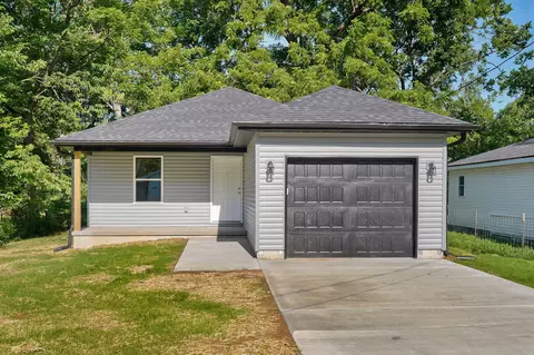 1815 N Tyler Ave, Springfield, MO 65802
