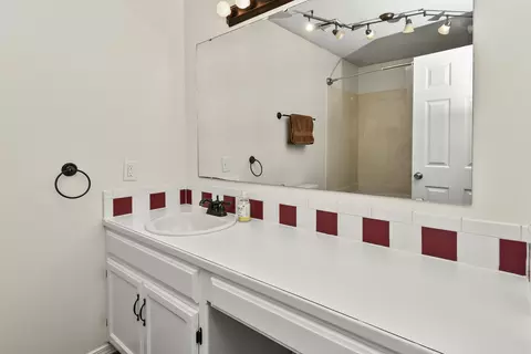 Bath - 2610 S Lilac St, Ozark, MO 65721 photo 1 of 5