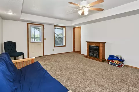 Living - 2610 S Lilac St, Ozark, MO 65721 photo 4 of 4