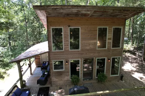 1378 State Hwy D, Thornfield, MO 65762