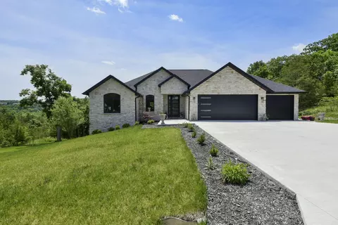 350 Beechwood Dr, Branson West, MO 65737