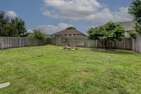 Exterior - 820 E Crystal Ave, Nixa, MO 65714 photo 9 of 9