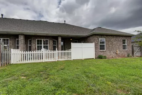 Exterior - 820 E Crystal Ave, Nixa, MO 65714 photo 7 of 9