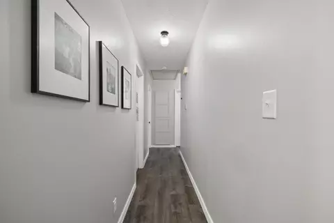 Entry Way - 2451 S Hillside Dr, Springfield, MO 65804 photo 2 of 2