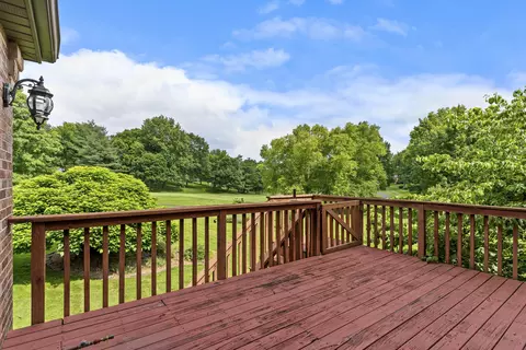 Exterior - 5418 S Castlebay Dr, Springfield, MO 65809 photo 14 of 15