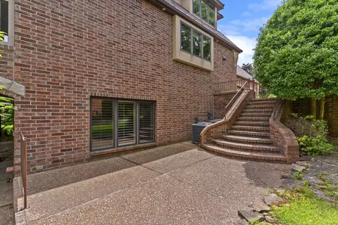 Exterior - 5418 S Castlebay Dr, Springfield, MO 65809 photo 11 of 15