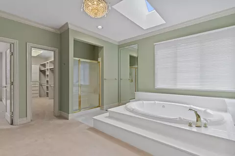 Bath - 5418 S Castlebay Dr, Springfield, MO 65809 photo 4 of 12